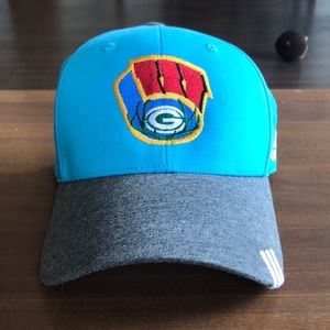 Adidas SnapBack, Wisconsin Sports Team Hat!